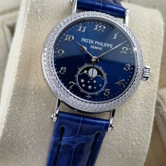 Patek Philippe Complications 7121 Ladies