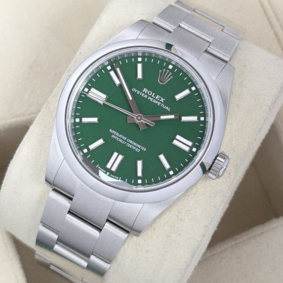 Rolex Oyster Perpetual 41 Green 134300 2026