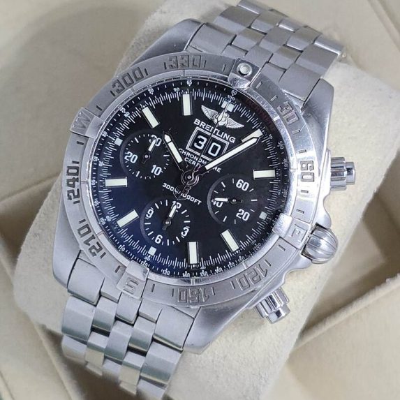 Breitling Blackbird Chronomat A44359