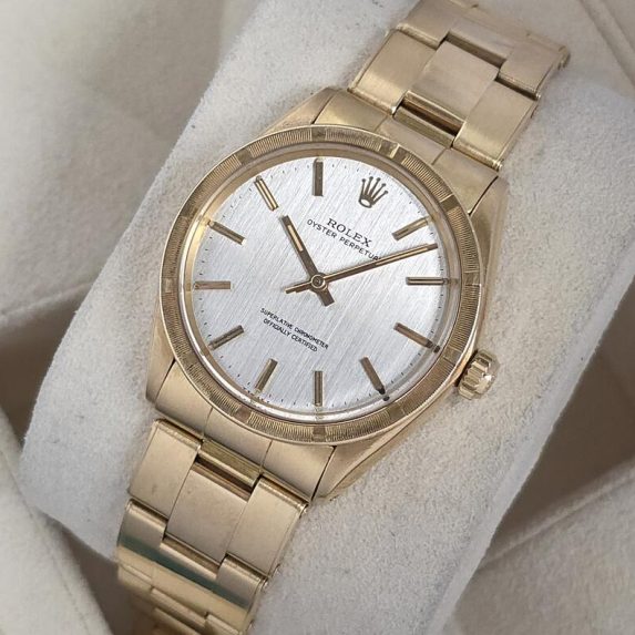 Rolex Oyster Perpetual 34 Yellow Gold 1007