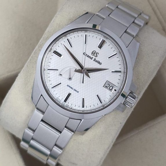 Grand Seiko 9R Spring Drive SBGA225