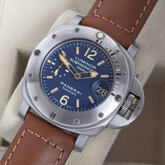 Panerai Luminor Submersible Tritium PAM00087