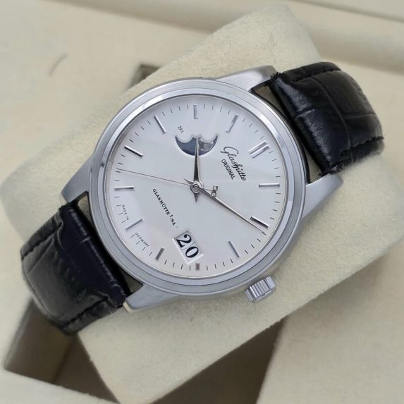 Glashütte Original Senator Panorama Date Moon Phase