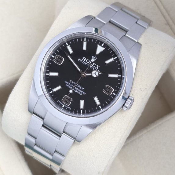 Rolex Explorer 39 214270
