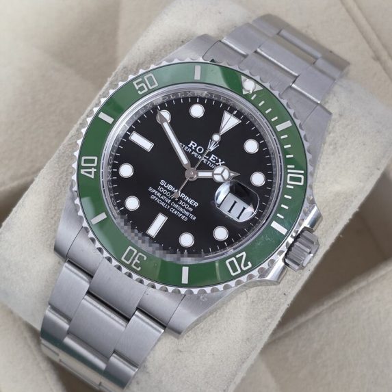 Rolex Submariner 126610LV 'Starbucks'