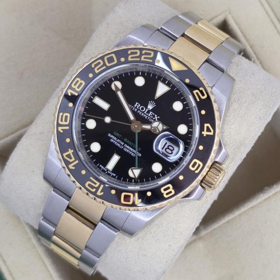 Rolex GMT-Master II 116713LN