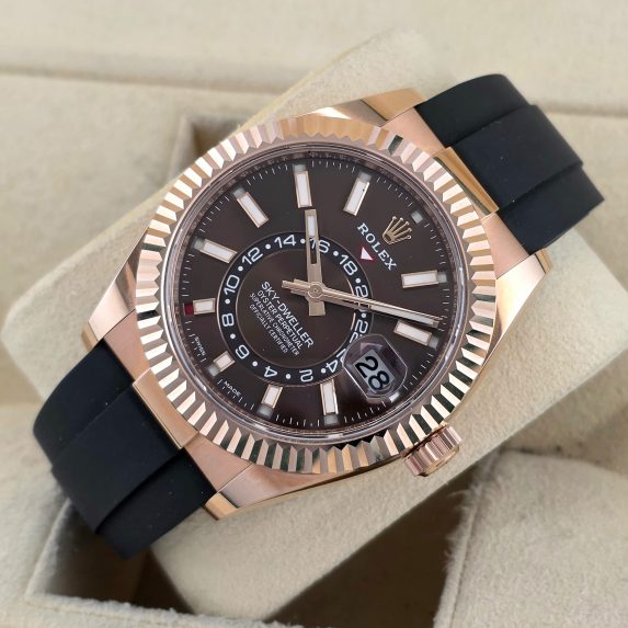 Rolex Sky-Dweller 326935 Rose Gold Unworn