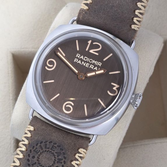 Panerai Radiomir Eilean Limited Edition PAM01243