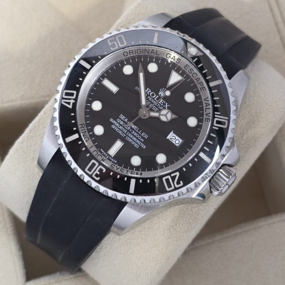 Rolex Sea-Dweller Deepsea 116660