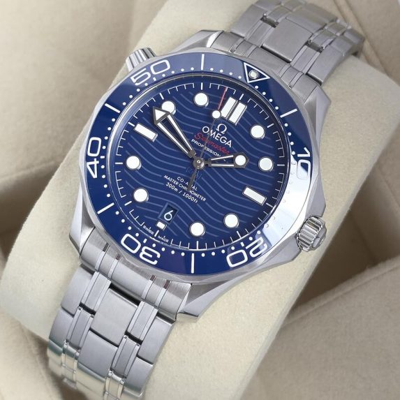 Omega Seamaster Diver 300 M Blue 210.30.42.20.03.001