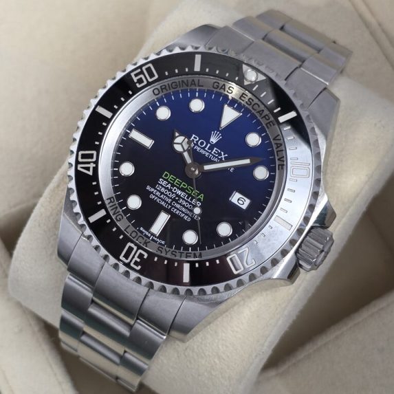 Rolex Sea-Dweller Deepsea 116660 James Cameron