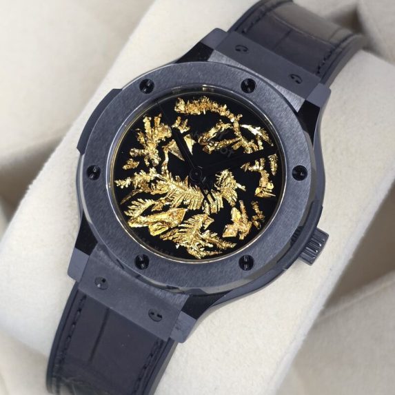 Hublot Classic Fusion 24K Gold Crystal Firmament 565.CX.0660.LR