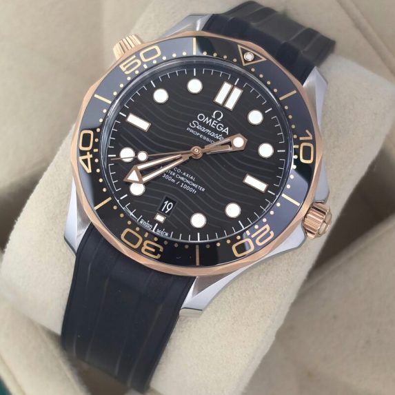 Omega Seamaster Diver 300M Ceramic/Sedna 210.22.42.20.01.002