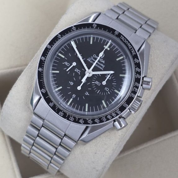Omega Speedmaster Moonwatch 145.022