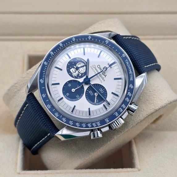 Omega Speedmaster Silver Snoopy Award 50th Anniversary 2026