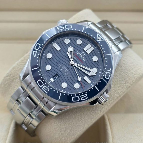 Omega Seamaster Diver 300 M Blue 210.30.42.20.03.001
