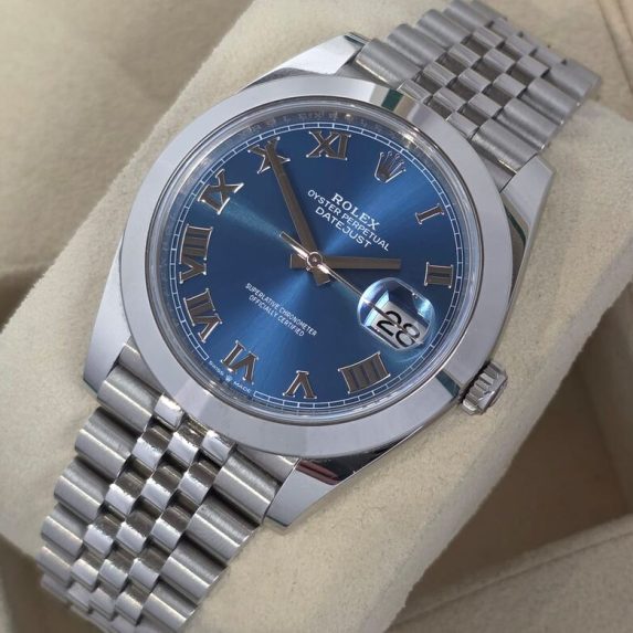 Rolex Datejust 41 126300 Jubilee Blue Azzurro Roman Dial