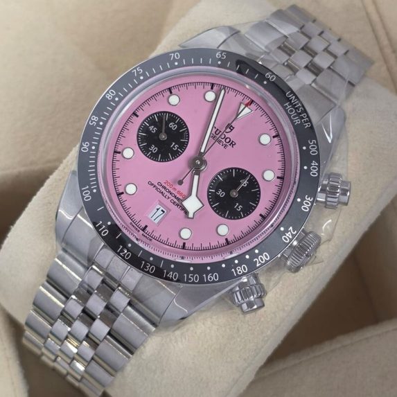 Tudor Black Bay Chrono Pink M79360N