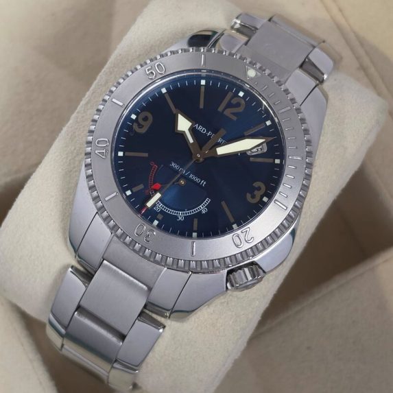 Girard-Perregaux Sea Hawk II 49920.1.11.4144
